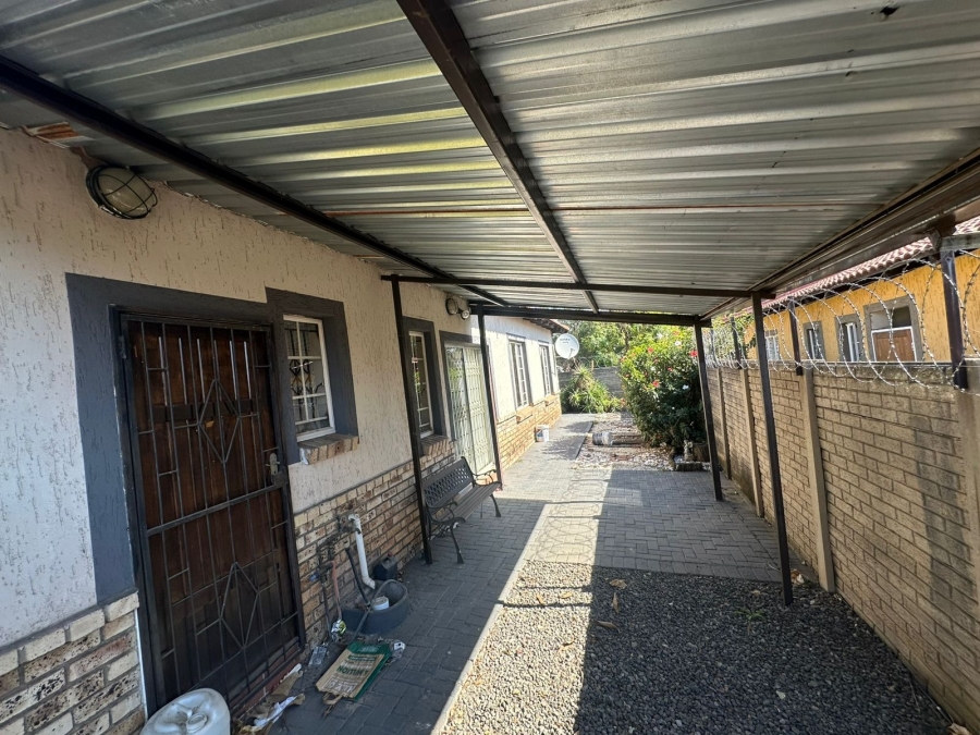 3 Bedroom Property for Sale in Waterval East North West